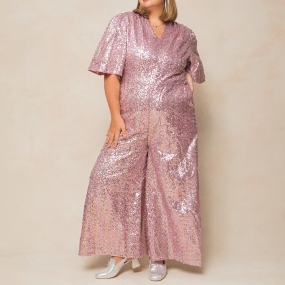 Ivy City Co Bejeweled Pink Sequin Jumpsuit Size 3X Wide Leg Party Holiday Romper